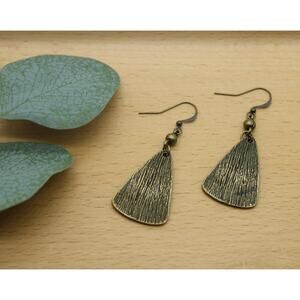 5/$25 Antique Bronze Metal Triangle Earrings